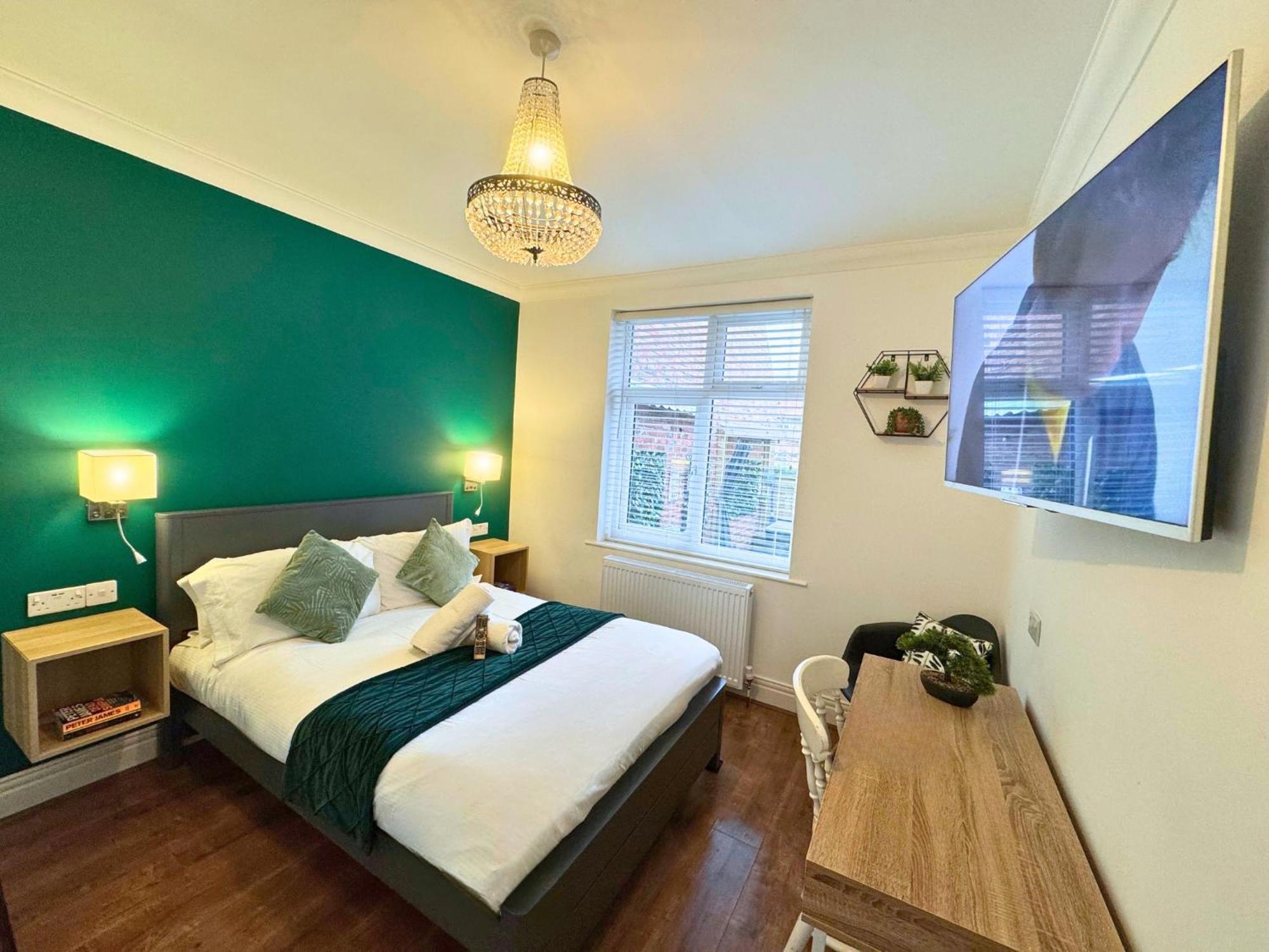 Hot Tub, Free Parking, Near Shops & Restaurants, Location 1M To City Jesmond Dış mekan fotoğraf